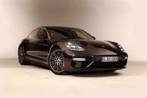 "Soi" Porsche Panamera thế hệ mới trước ngày ra mắt