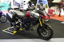 Cận cảnh "xế phượt" Suzuki V-Strom 1000 đầu tiên tại VN