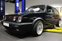 “Hàng hiếm” Volkswagen Golf GTI hơn 30 tuổi tại Hà Nội