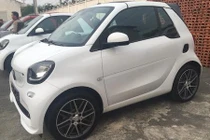 Ôtô “siêu nhỏ” Smart Fortwo Brabus giá 1,4 tỷ về VN