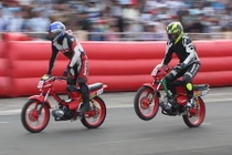 Dàn xế nổ Honda biến Phú Yên thành “chảo lửa“