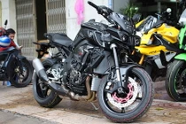 “Quái thú” Yamaha MT-10 giá 557 triệu đầu tiên tại VN