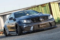 Biến Mercedes-AMG C63 cũ thành siêu xe chỉ với 568 triệu