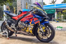 Siêu môtô BMW S1000RR độ đồ chơi hàng hiệu tại VN
