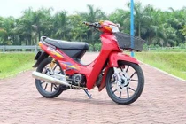 Honda Wave Thái “đỏ cờ” độ kiểng, biển độc tại Hà Nội