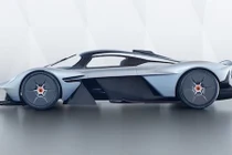 Siêu xe “đại khủng” Aston Martin Valkyrie giá 86,7 tỷ