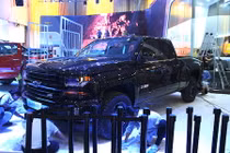 “Đột nhập” triển lãm ôtô Việt Nam 2016 trước giờ G