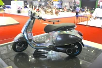 Chi tiết xe ga chạy điện Piaggio Vespa Elettrica tại VN