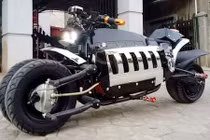 Dân chơi Việt phát sốt với siêu môtô "Tàu nhái" giá 28 triệu