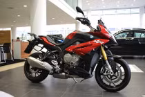 Cận cảnh BMW S1000XR adventure chính hãng tại Việt Nam