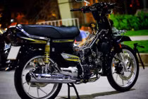 Honda Dream II Thái Lan "độ kiểng" siêu đẹp ở Sài Gòn