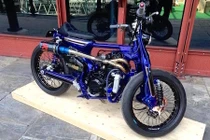 Sốc với “quái vật” Honda Super Cub độ máy 450 cc