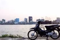 Cận cảnh “hàng hiếm” Honda Dream 125 trên phố Việt