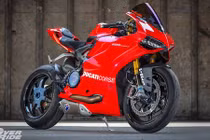 Siêu môtô Ducati 1199 Panigale S độ “full đồ chơi” khủng