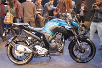 Cận cảnh Yamaha FZ 25 mới giá chỉ 39 triệu đồng