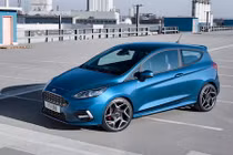 Ford Fiesta ST mới - mạnh hơn, uống ít xăng hơn
