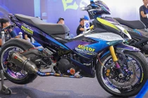 Soi Yamaha Exciter 150 độ “dàn chân” khủng của biker Việt