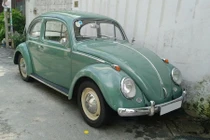 Soi “con bọ” Volkswagen Beetle giá 400 triệu tại Sài Gòn