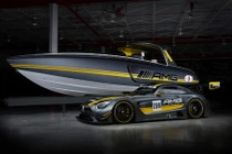 Mercedes ra mắt du thuyền phong cách xe đua AMG GT3