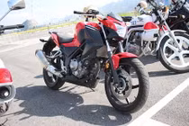 “Xế luyện công” Honda CB300F của Cảnh sát giao thông Việt