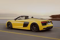Siêu xe Audi R8 mui trần “chốt giá” 4,4 tỷ