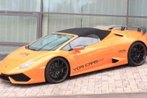 Soi “bò tót” mui trần Huracan Spyder độ giá 7,05 tỷ 