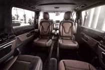Mercedes V-Class với gói độ nội thất "đẳng cấp siêu sang” 