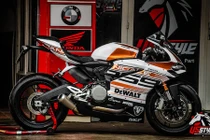 Ducati 959 Panigale độ tem trùm "kịch độc" tại Sài Gòn