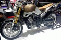 Cận cảnh CB650F Scrambler đầu tiên của Honda