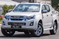 “Soi” Isuzu D-Max bản cao cấp giá từ 612 triệu đồng