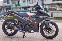 Xe máy Yamaha Exciter biển đẹp, độ zin "giá chát" tại SG