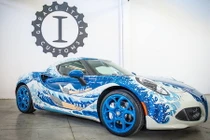 Tuyệt tác nghệ thuật trên siêu xe giá rẻ Alfa Romeo 4C
