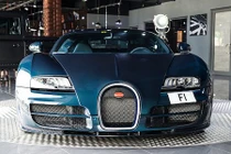 “Ông hoàng tốc độ” Bugatti Veyron Supersport carbon giá 55,8 tỷ