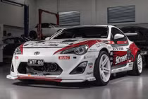 Xe thể thao Toyota GT86 với “trái tim khủng” Nissan GT-R