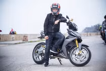 Honda Winner độ “chân” siêu môtô BMW tại Hải Phòng