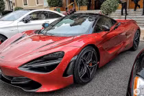 Siêu xe McLaren 720S đầu tiên lăn bánh ở Monaco
