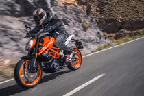 KTM Duke 390 2017 "chốt giá" 190 triệu tại Việt Nam