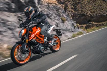 KTM Duke 390 2017 "chốt giá" 190 triệu tại Việt Nam