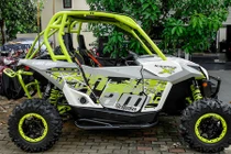 Soi "xế hộp địa hình" Can-Am của đại gia Cường Đô la