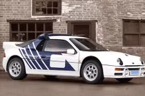 Ford RS200 30 tuổi "hàng hiếm" đắt ngang siêu xe Ferrari 