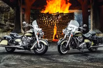 Môtô Indian “siêu độc” mừng 150 năm rượu Jack Daniel's