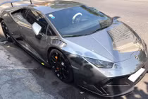 Lamborghini Huracan “khủng” nhất Việt Nam khoe màu độc