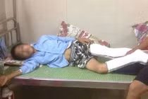 Bị giáo viên chủ nhiệm thu điện thoại, học sinh nhảy lầu