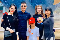 Lộ gương mặt đáng yêu của con gái Thủy Tiên - Công Vinh