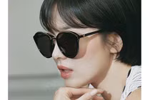 Song Hye Kyo tung ảnh mới, quyết không nói về tin đồn ly hôn