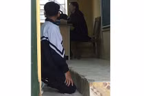 Cô giáo phạt quỳ, học sinh không thực hiện vì cho rằng bị làm nhục