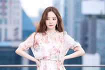 Nhan sắc búp bê của Goo Hara tự tử qua đời ở tuổi 28