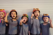 Ảnh đời thường ít biết của 5 chú tiểu khiến Trấn Thành nể phục