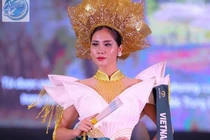 Vì sao “mỹ nhân Việt lộ ngực” trắng tay ở chung kết Miss Earth 2019?