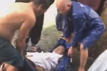 Người đàn ông Hà Tĩnh bị nước lũ cuốn khi đi đám giỗ về